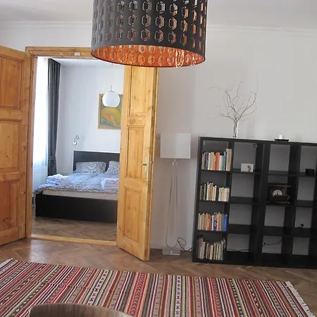 Apartament Czapskich Big House Apartment *